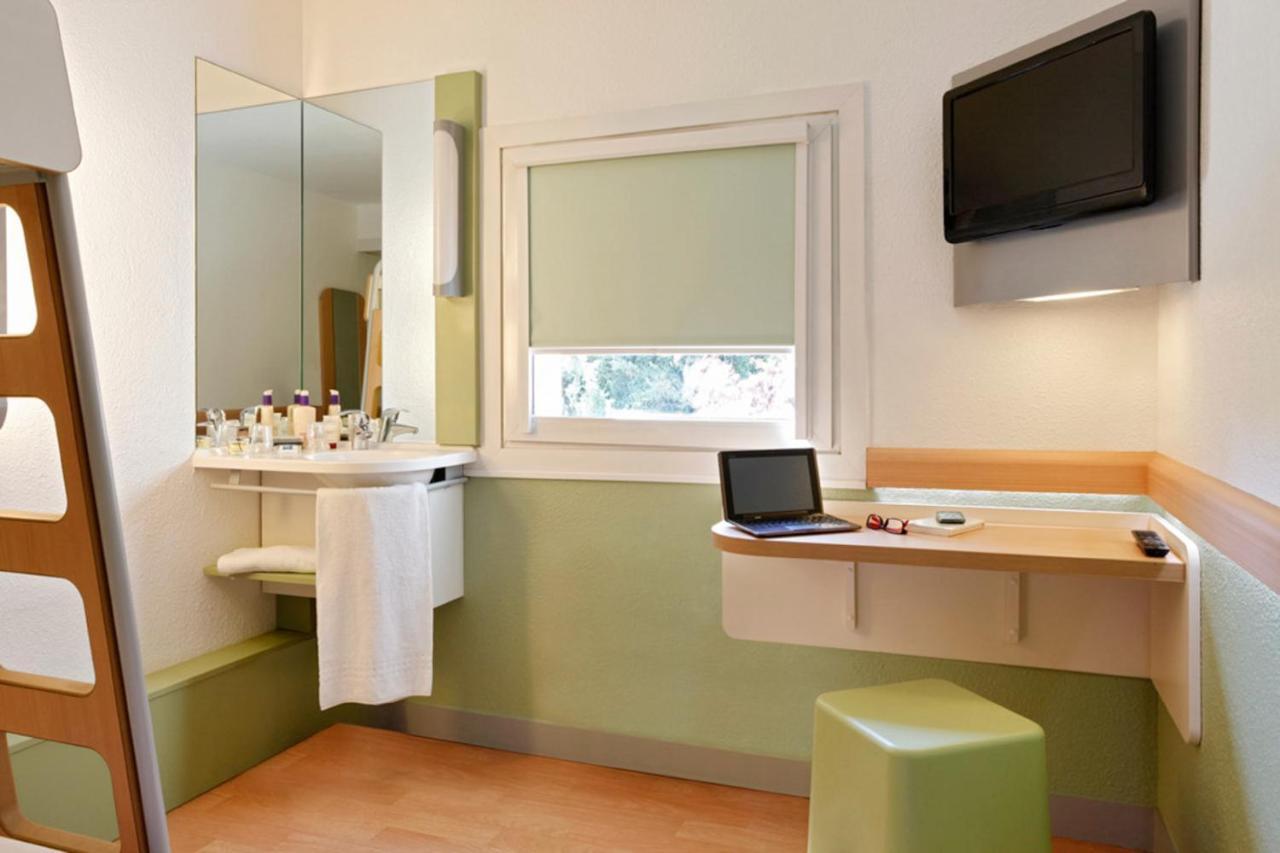 Ibis Budget Poitiers Nord Futuroscope Chasseneuil-du-Poitou Exterior photo