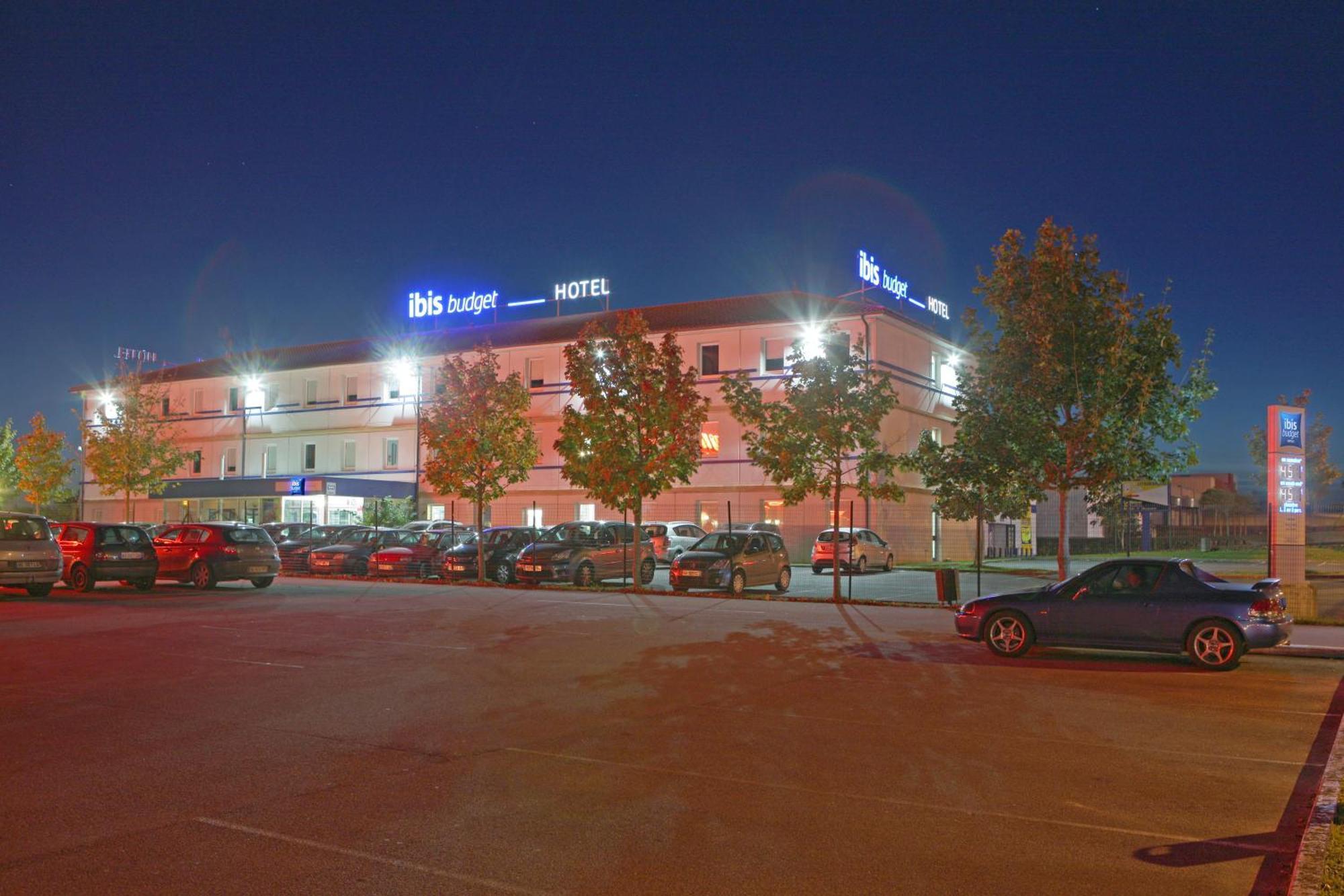 Ibis Budget Poitiers Nord Futuroscope Chasseneuil-du-Poitou Exterior photo