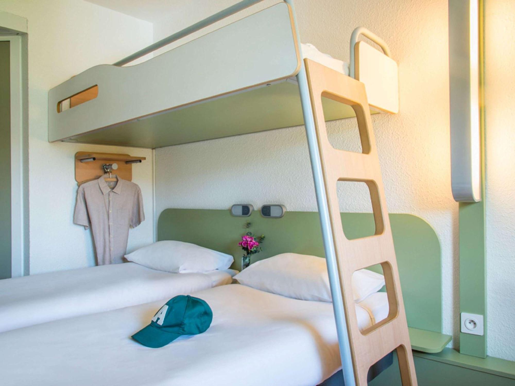 Ibis Budget Poitiers Nord Futuroscope Chasseneuil-du-Poitou Exterior photo